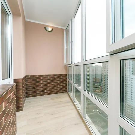 Poznyaky Patriotika Apartamento Kiev